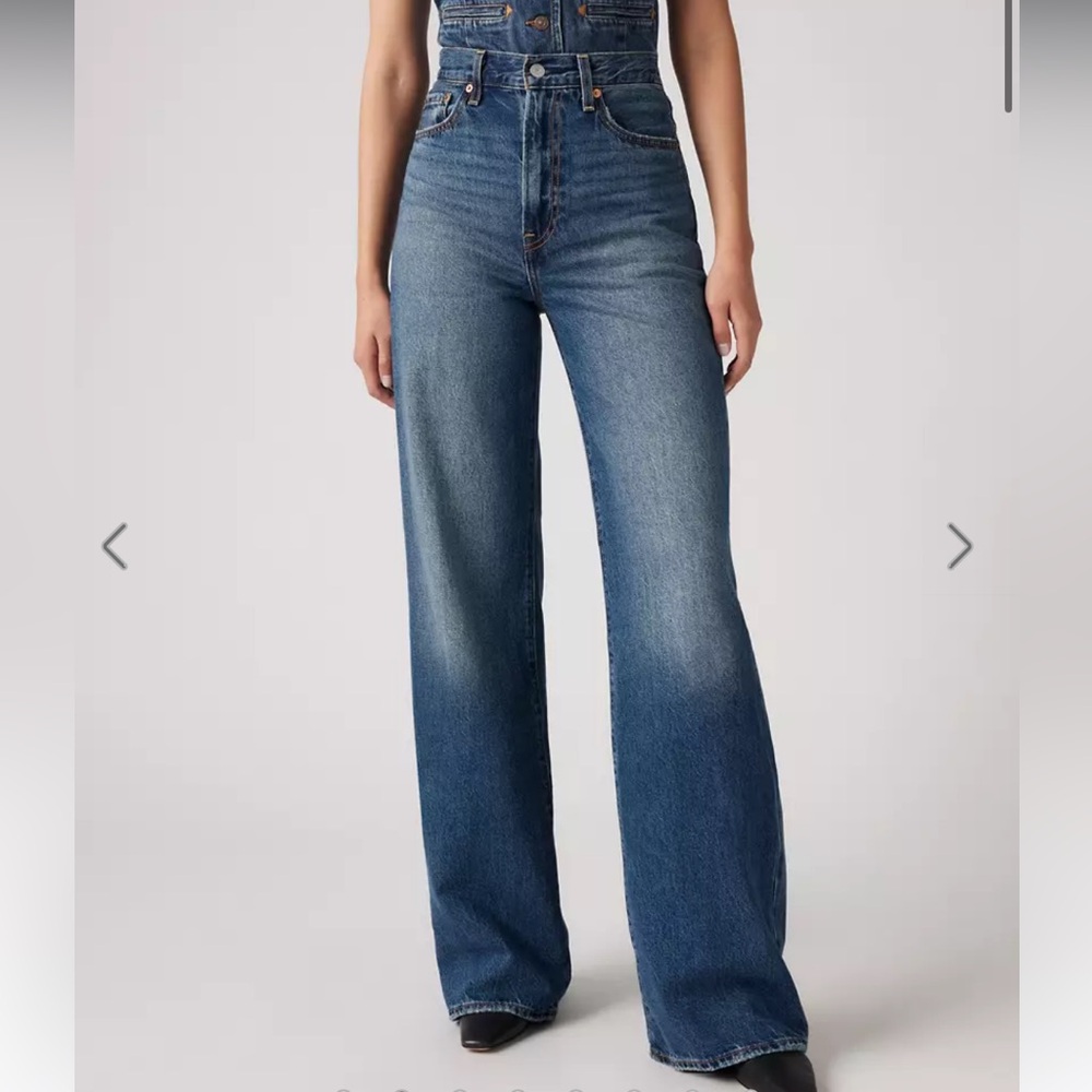 Levi's ribcage wide leg Blue Jeans